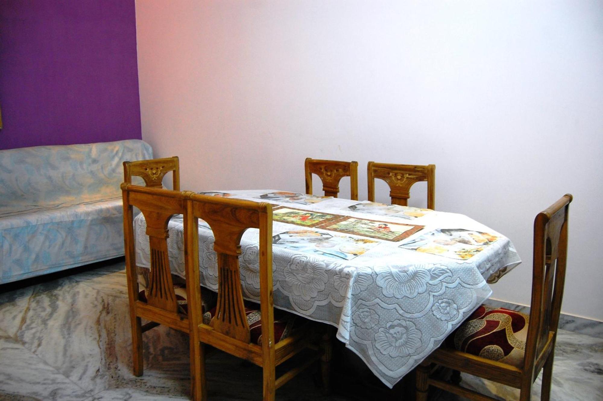 Sai Home Stay Bed & Breakfast- Near Tajmahal Agra  Pokoj fotografie